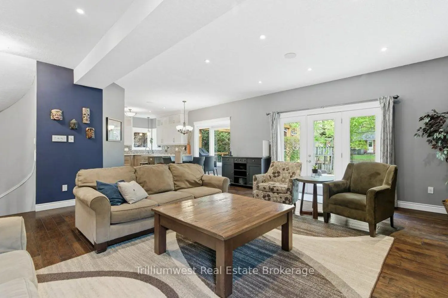 Additional image 4 of 242 Cheltonwood Crescent