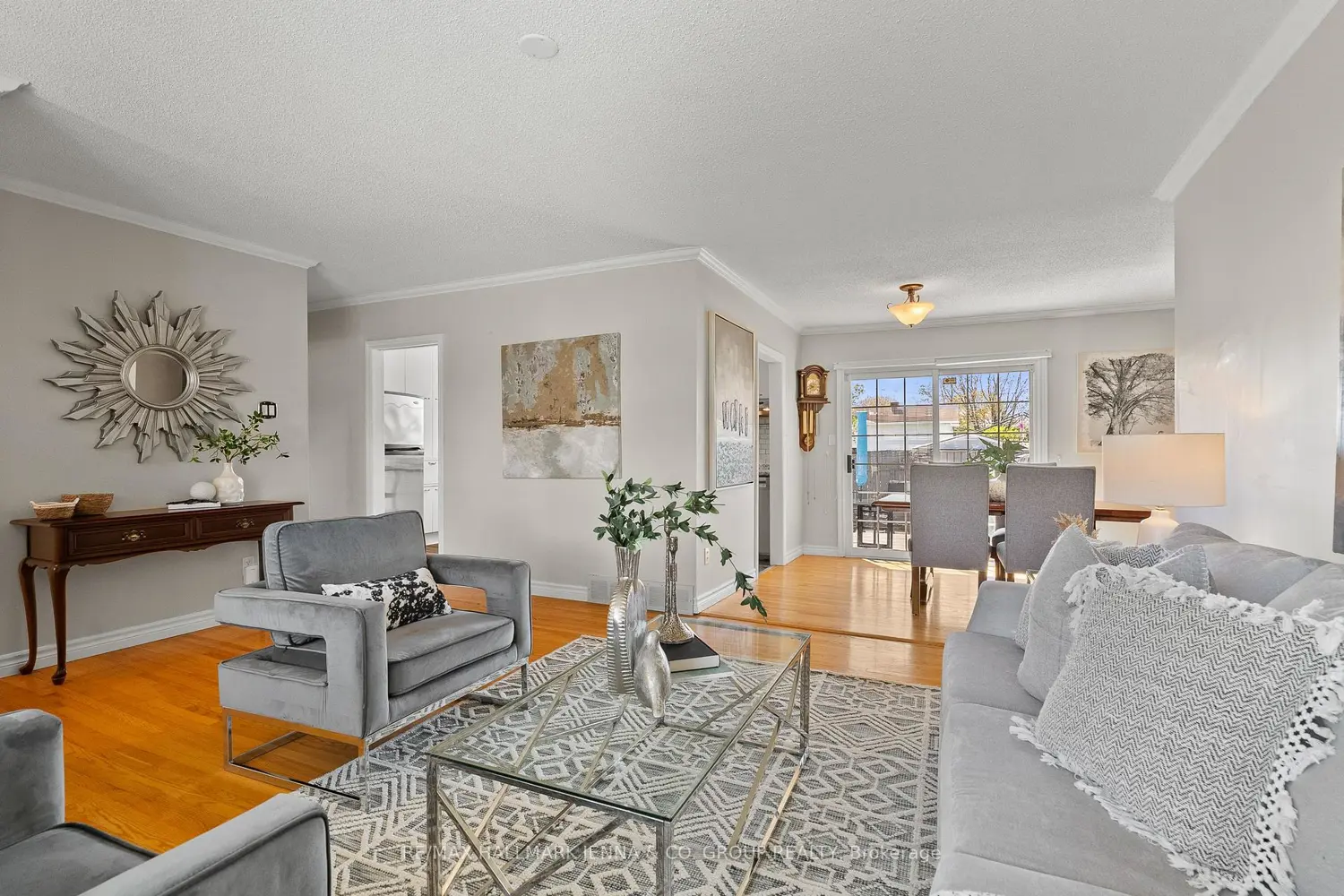 29 Kingsbury Avenue photo 5