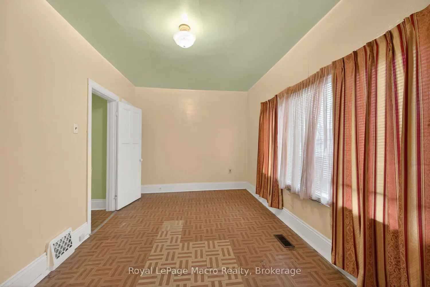 Additional image 12 of 35 Garfield Avenue