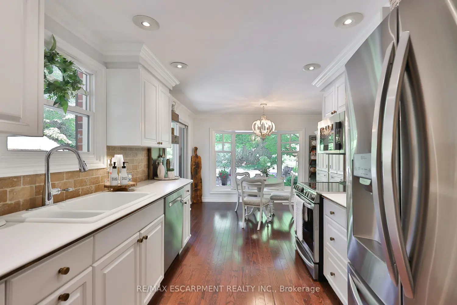 Additional image 4 of 3555 Kingbird Court