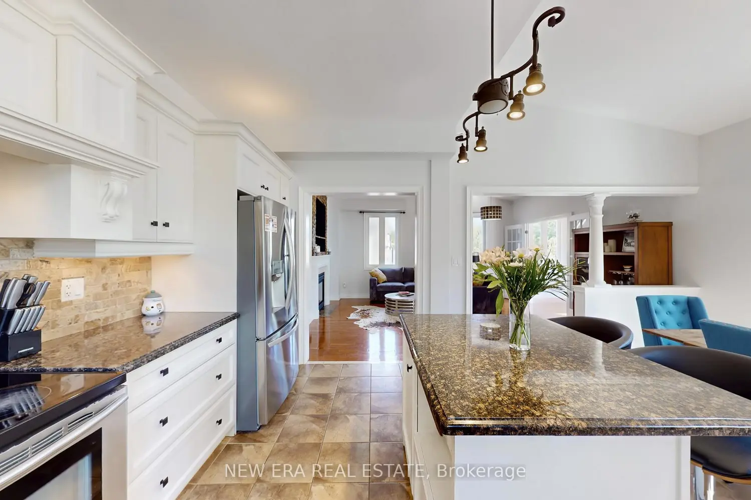 1031 Lake Drive photo 3