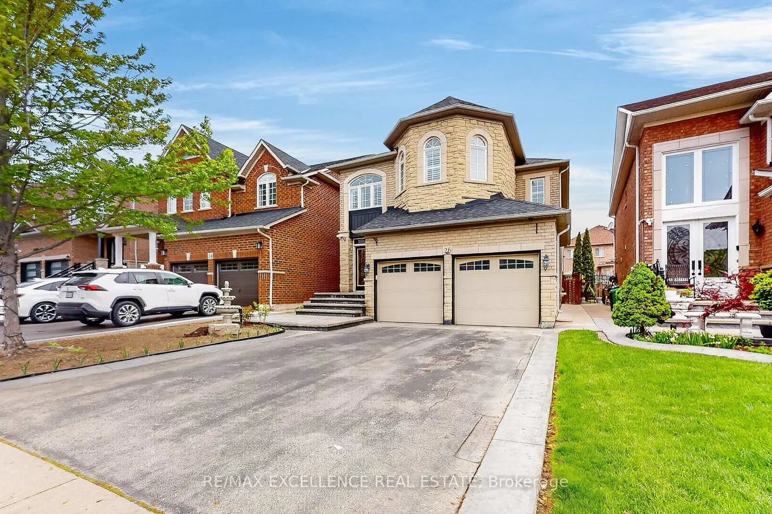 26 Blue Diamond Drive
