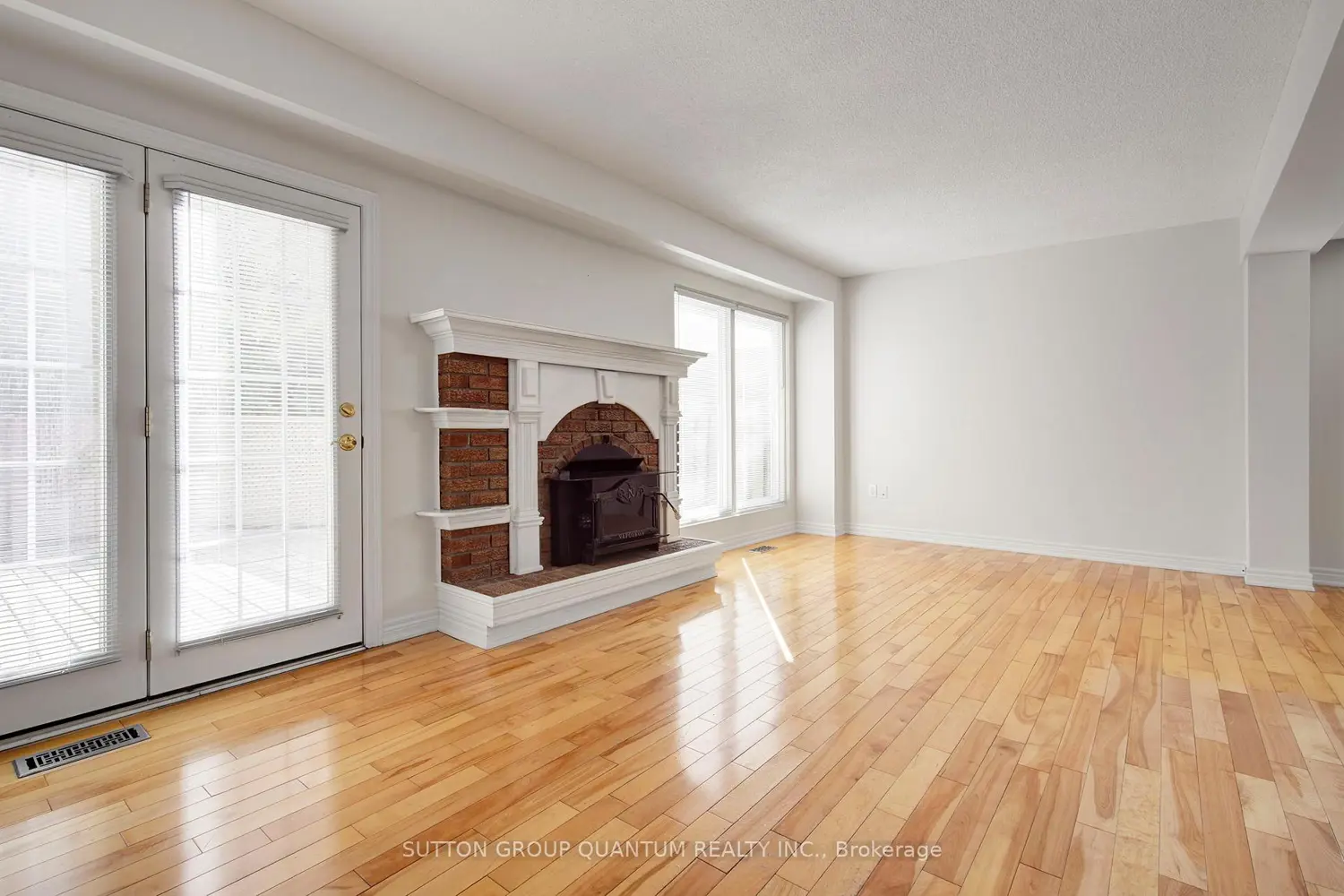 Additional image 6 of 336 Queen Street 14