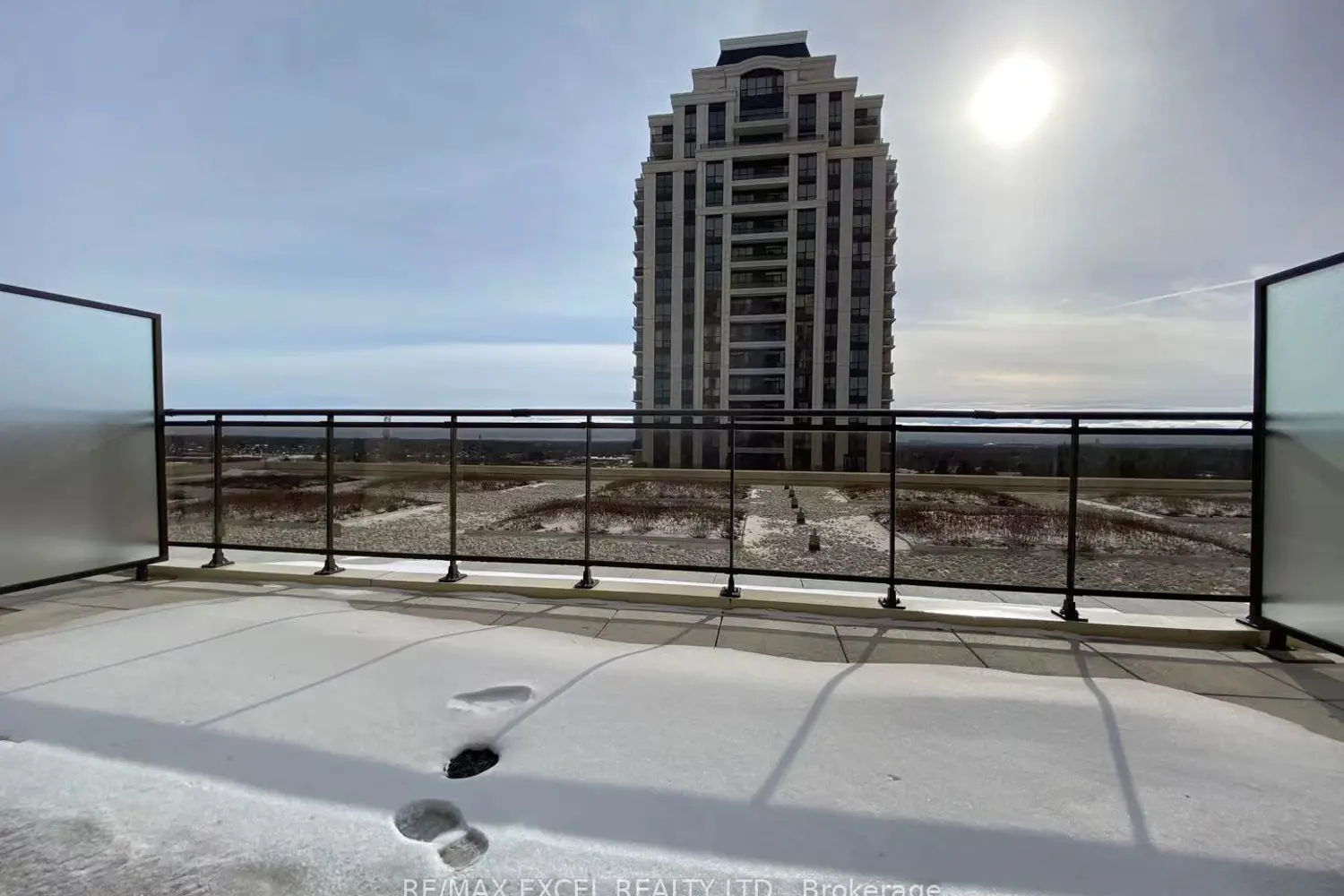 Additional image 8 of 9506 Markham Road 903