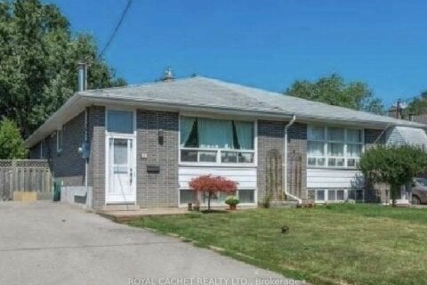Additional image 7 of UPPER MAIN-90 Billington Crescent, Toronto, ON, M3A 2G6
