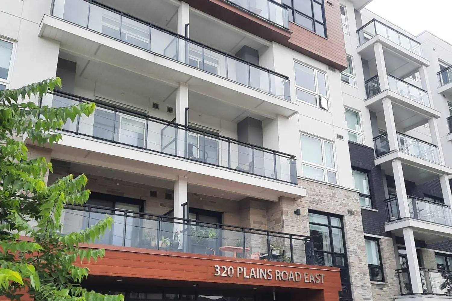 320 Plains Road 406