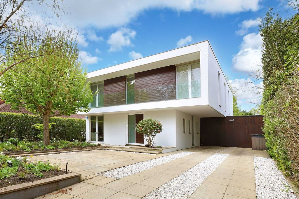 Additional image 24 of 4 bed detached house to rentChanner Drive, Penn, Buckinghamshire HP10