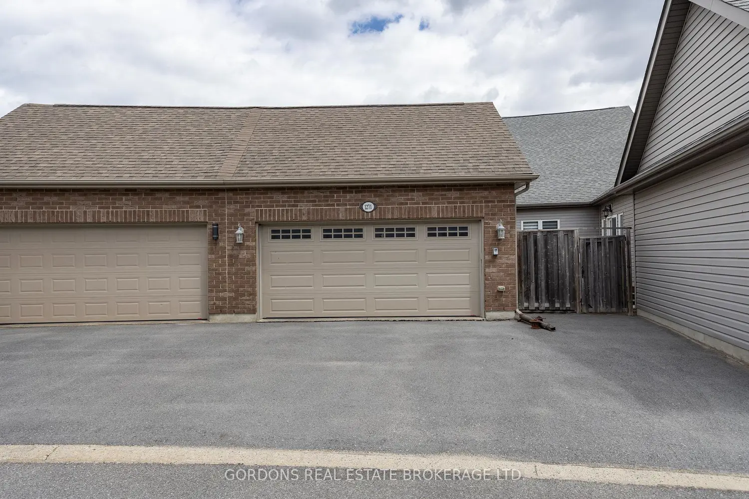 Additional image 2 of 1271 Crossfield Avenue