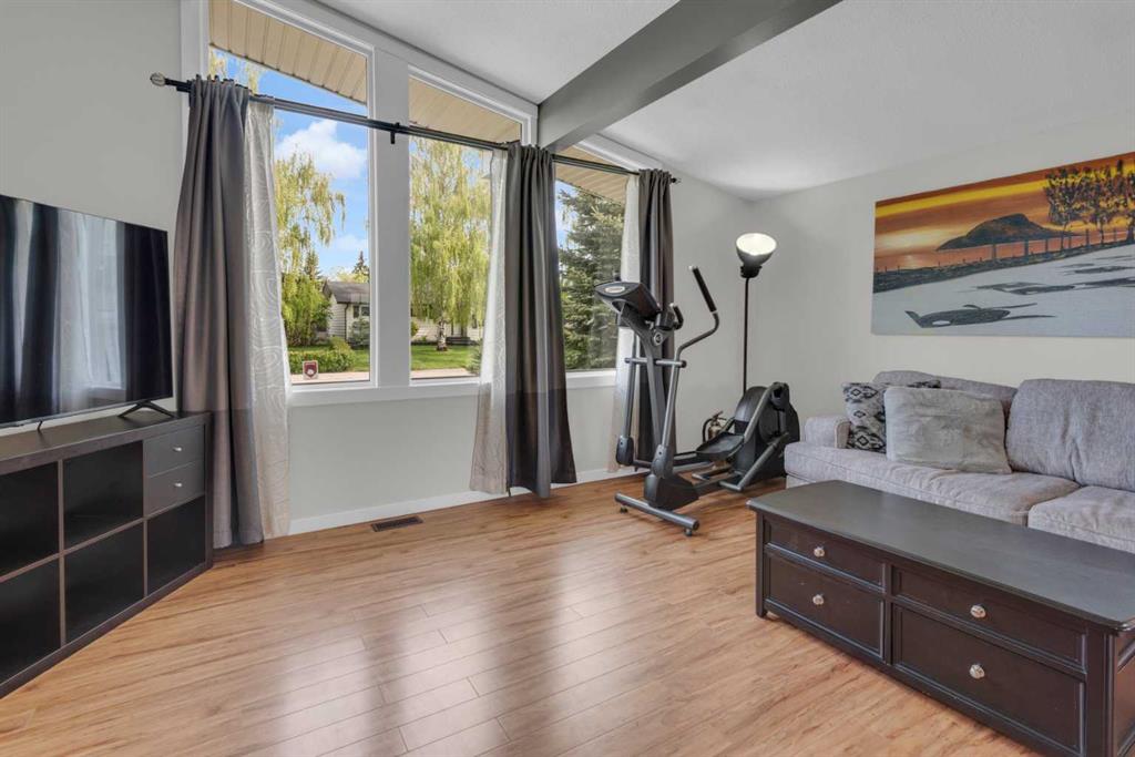 Additional image 3 of 331 96 Avenue SE, Calgary, AB, T2J 0G5
