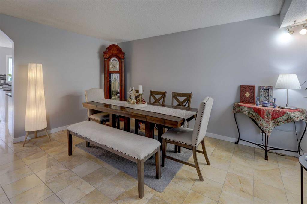 Additional image 3 of 9982 Hidden Valley Drive NW, Calgary, AB, T3A 5G6