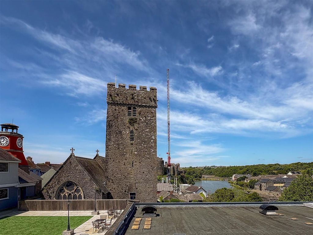 Additional image 7 of 2 bed flat to rentMain Street, Pembroke SA71