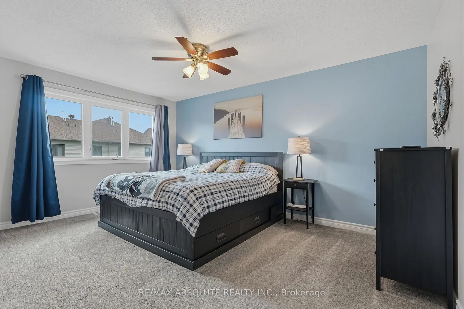 696 Trigoria Crescent photo 5