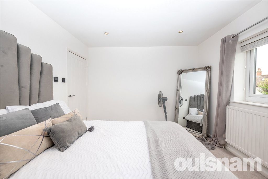 Additional image 15 of 4 bed detached house to rentOld Birmingham Road, Marlbrook, Bromsgrove, Worcestershire B60