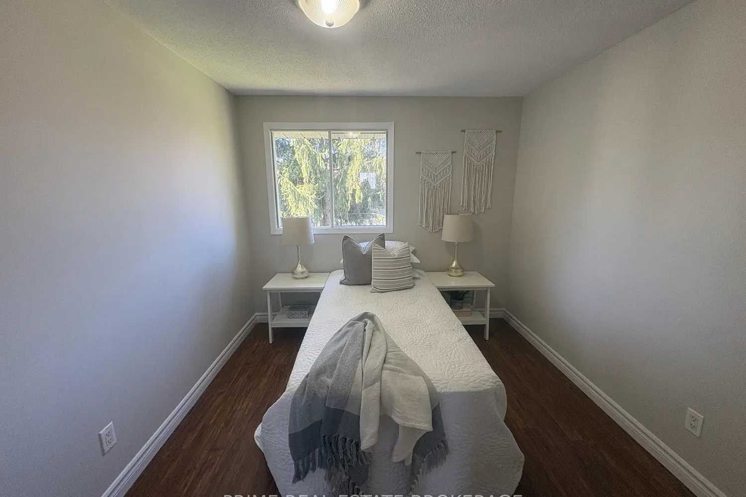 Additional image 9 of 35 Waterman Avenue 58