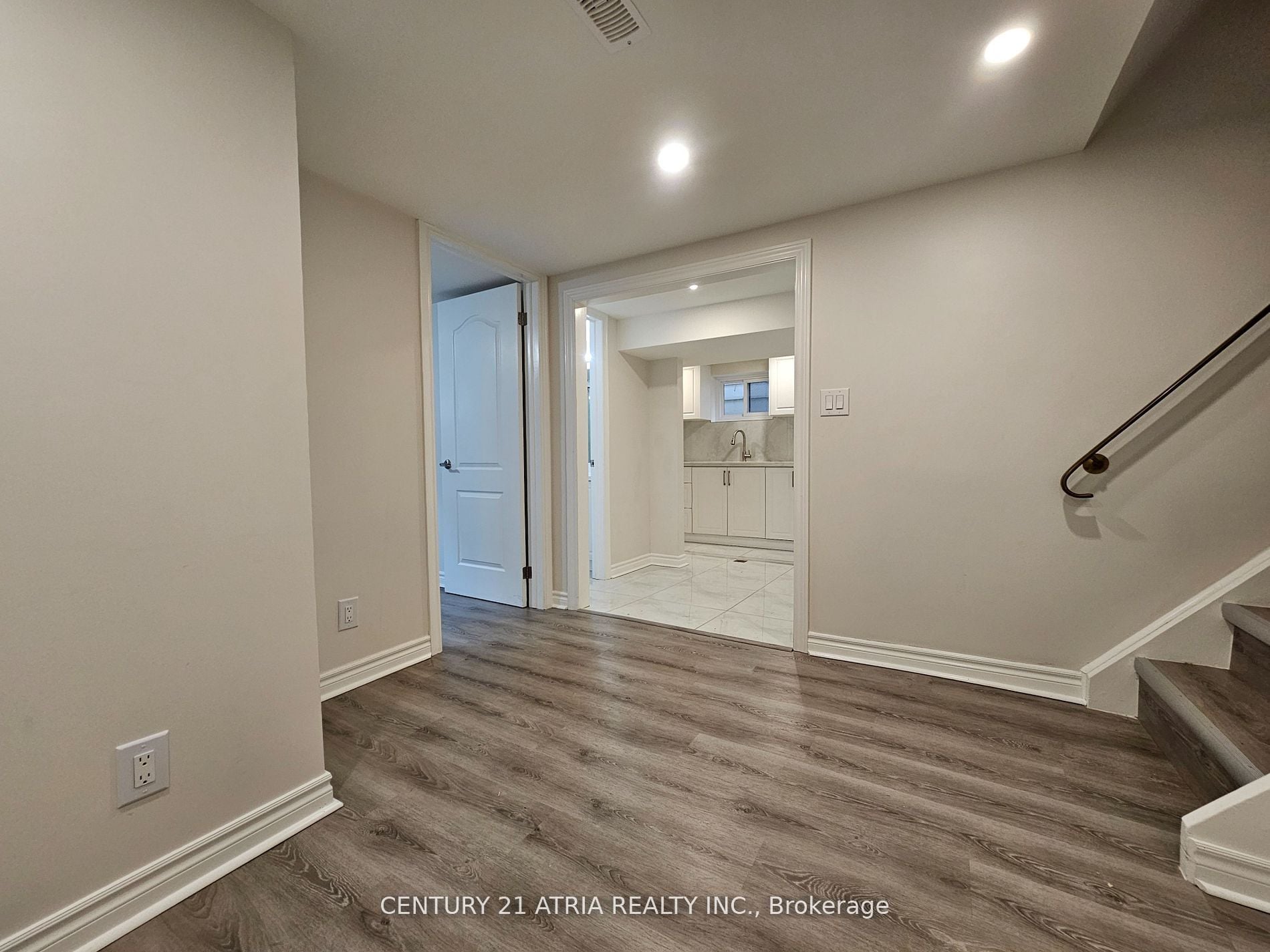Additional image 5 of Lower-733 Balaton Avenue, Pickering, ON, L1W 1W3