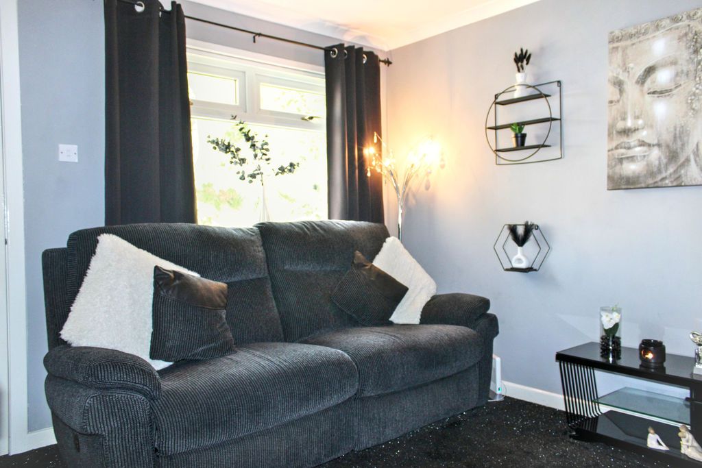 Additional image 3 of 2 bed flat for sale6 Mary Stevenson Drive, Alloa FK10