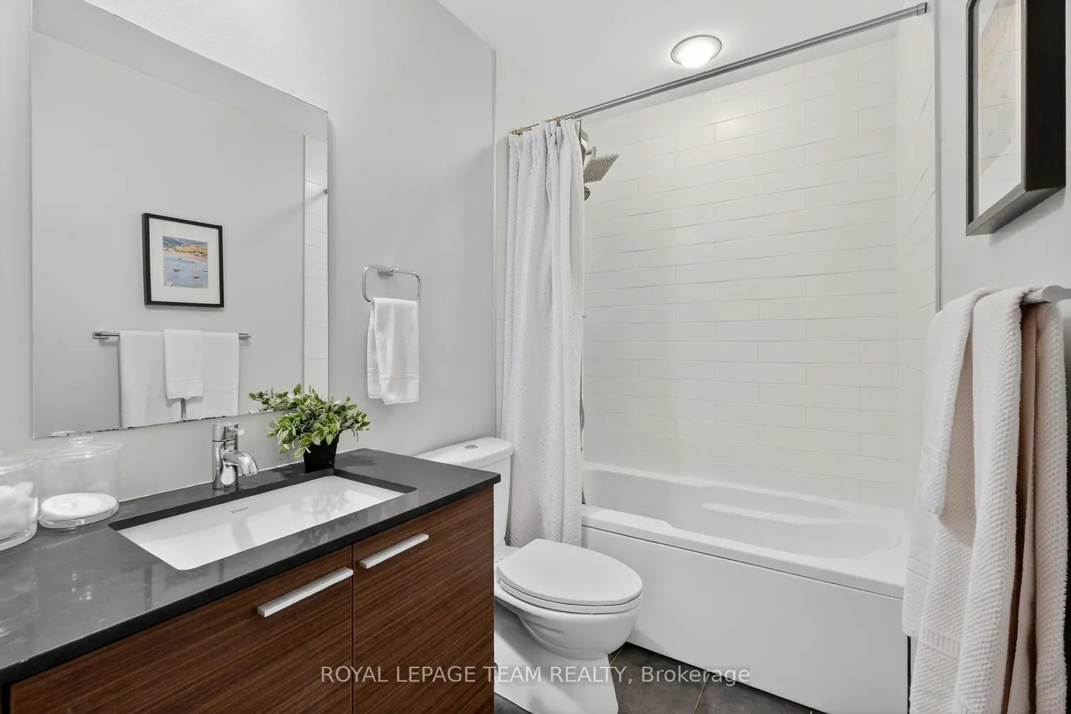 Additional image 15 of 349 Mcleod Street 421