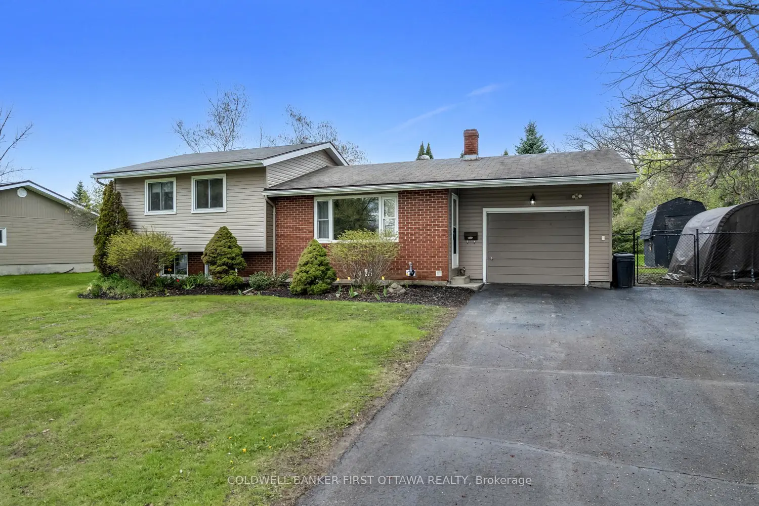 114 Morris Road photo 2