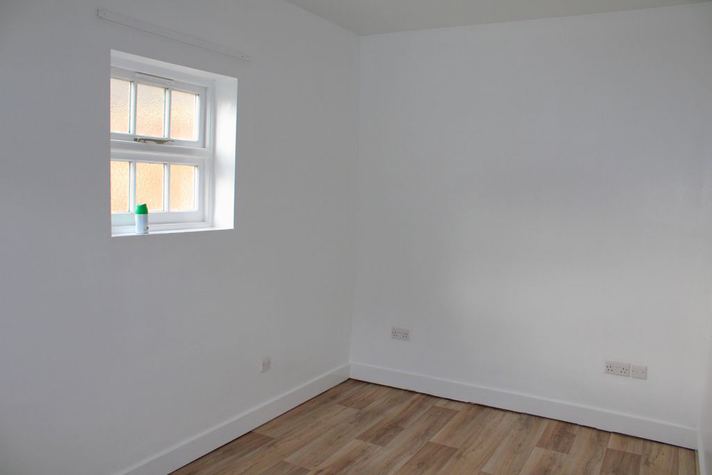 Additional image 3 of 1 bed flat to rentMarket Place, Brigg DN20
