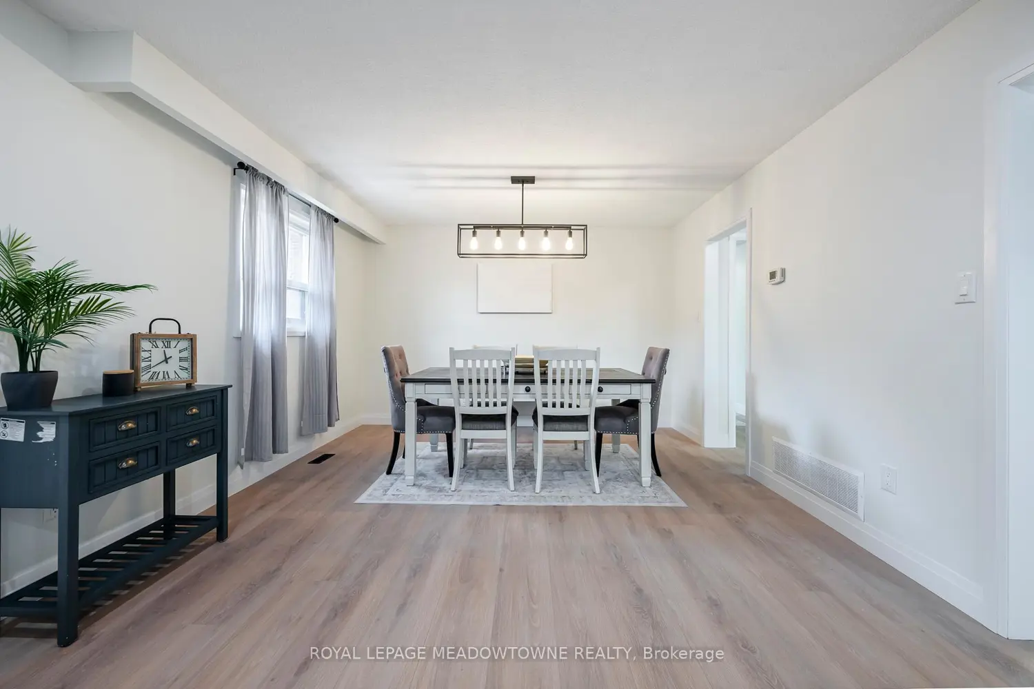 Additional image 13 of 21 Leander Street