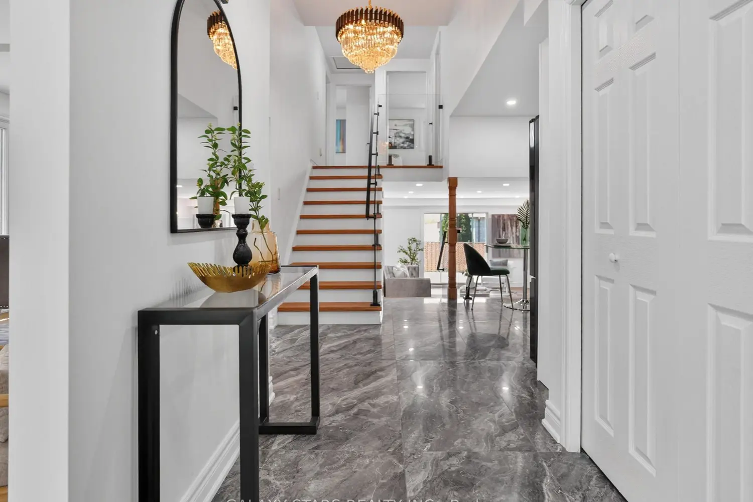 Additional image 9 of 330 Cumberland Court