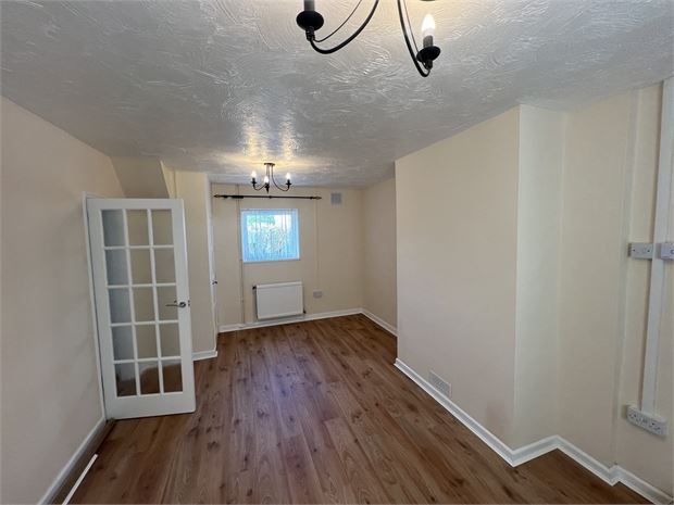 Additional image 4 of 3 bed terraced house to rentEigen Crescent, Mayhill, Swansea SA1