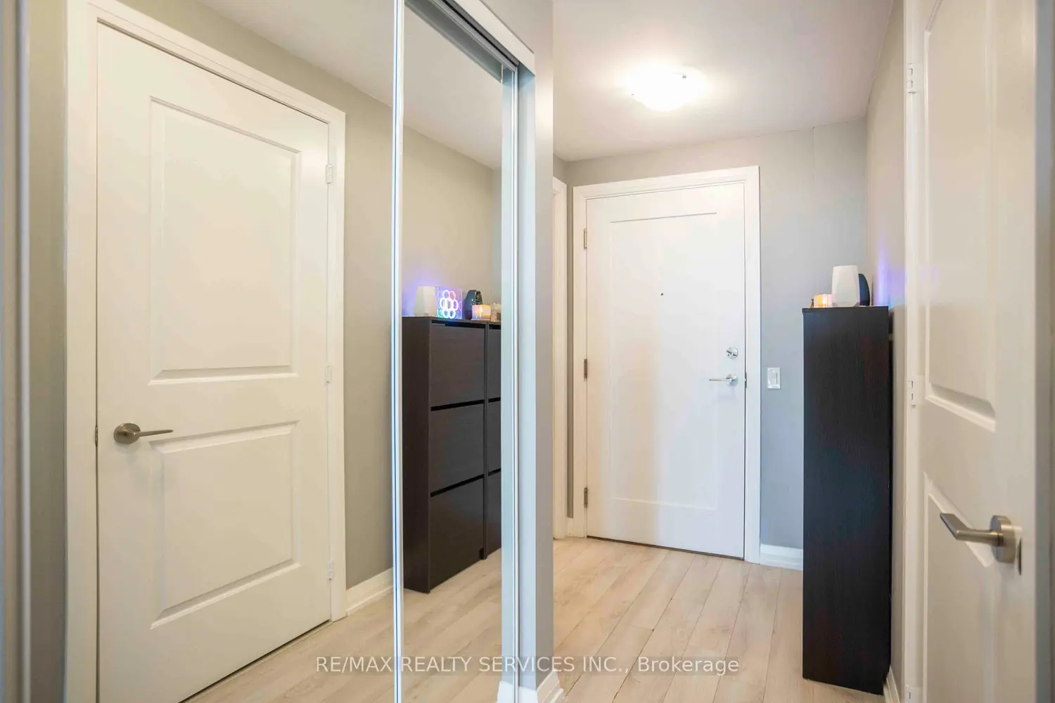 Additional image 3 of 35 Watergarden Drive 918
