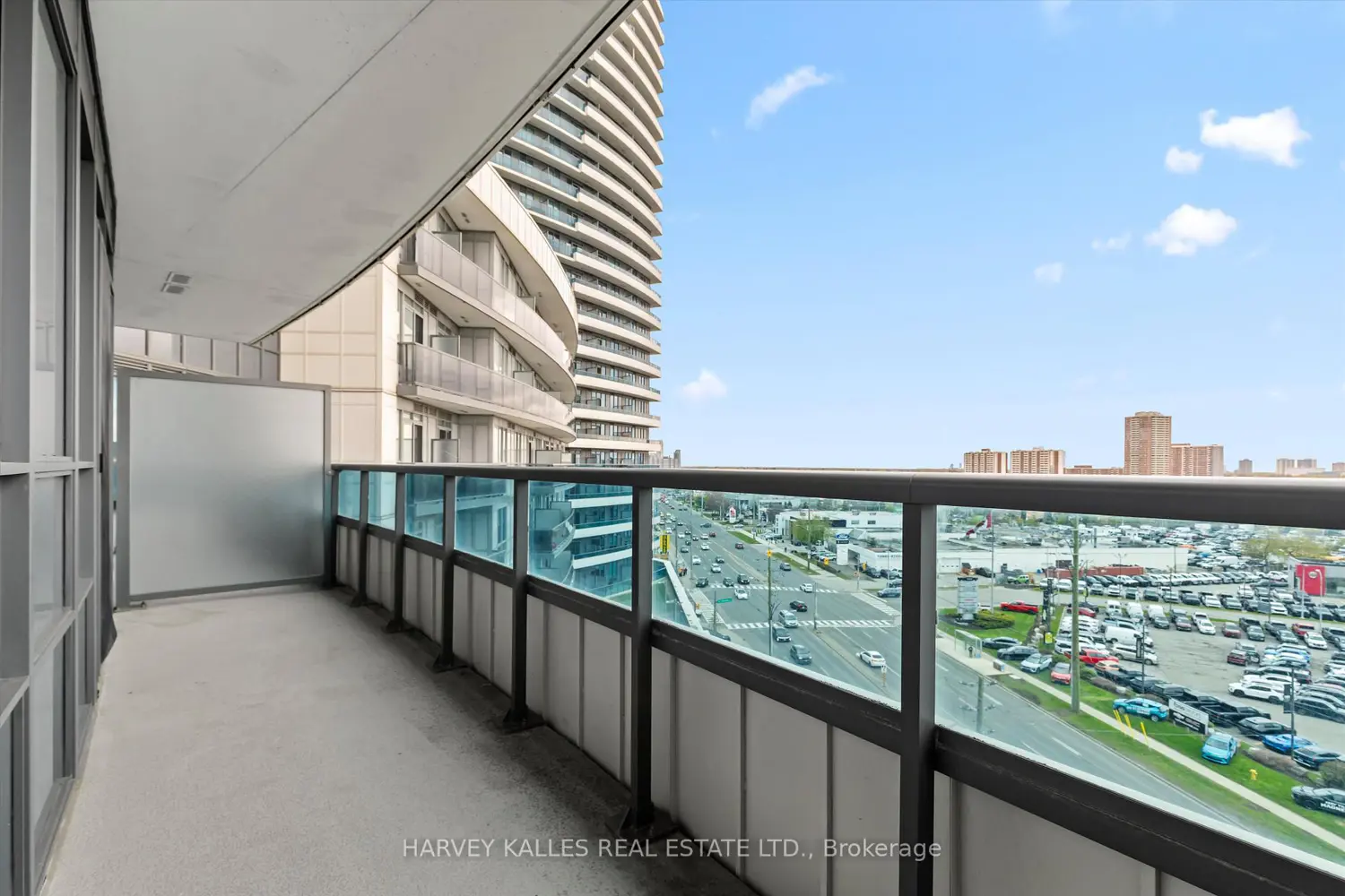 Additional image 16 of 7171 Yonge Street 709