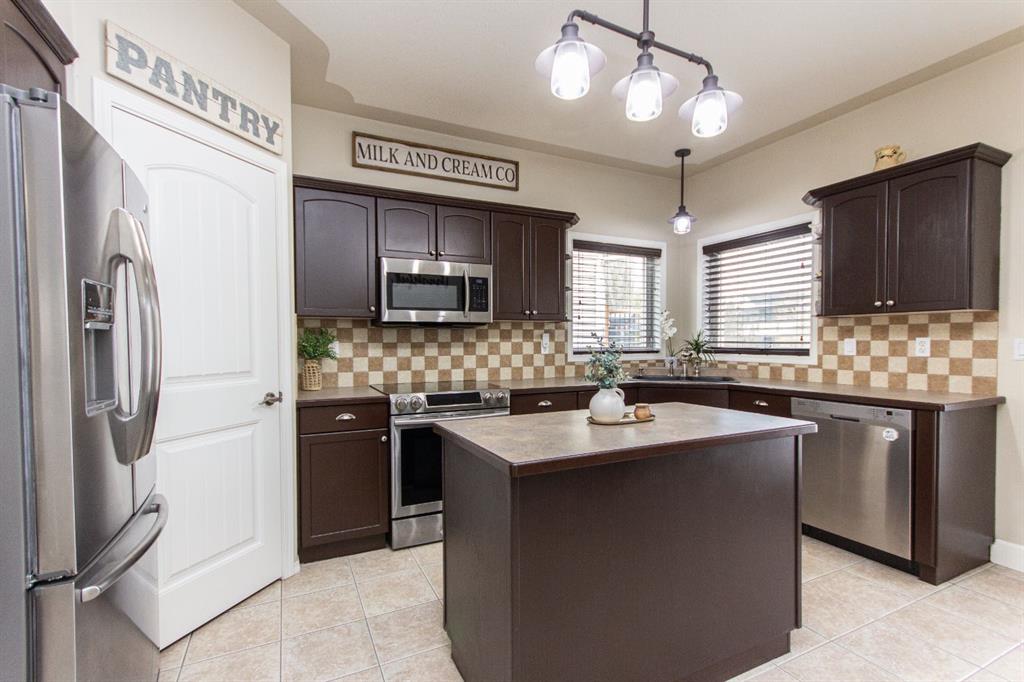 Additional image 6 of 57 Lagrange Crescent, Red Deer, AB, T4R 3K2