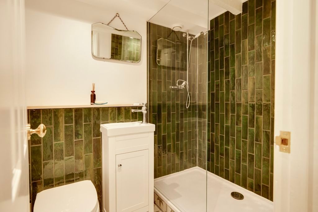 Additional image 17 of 3 bed flat for saleChantry Road, Clifton, Bristol BS8