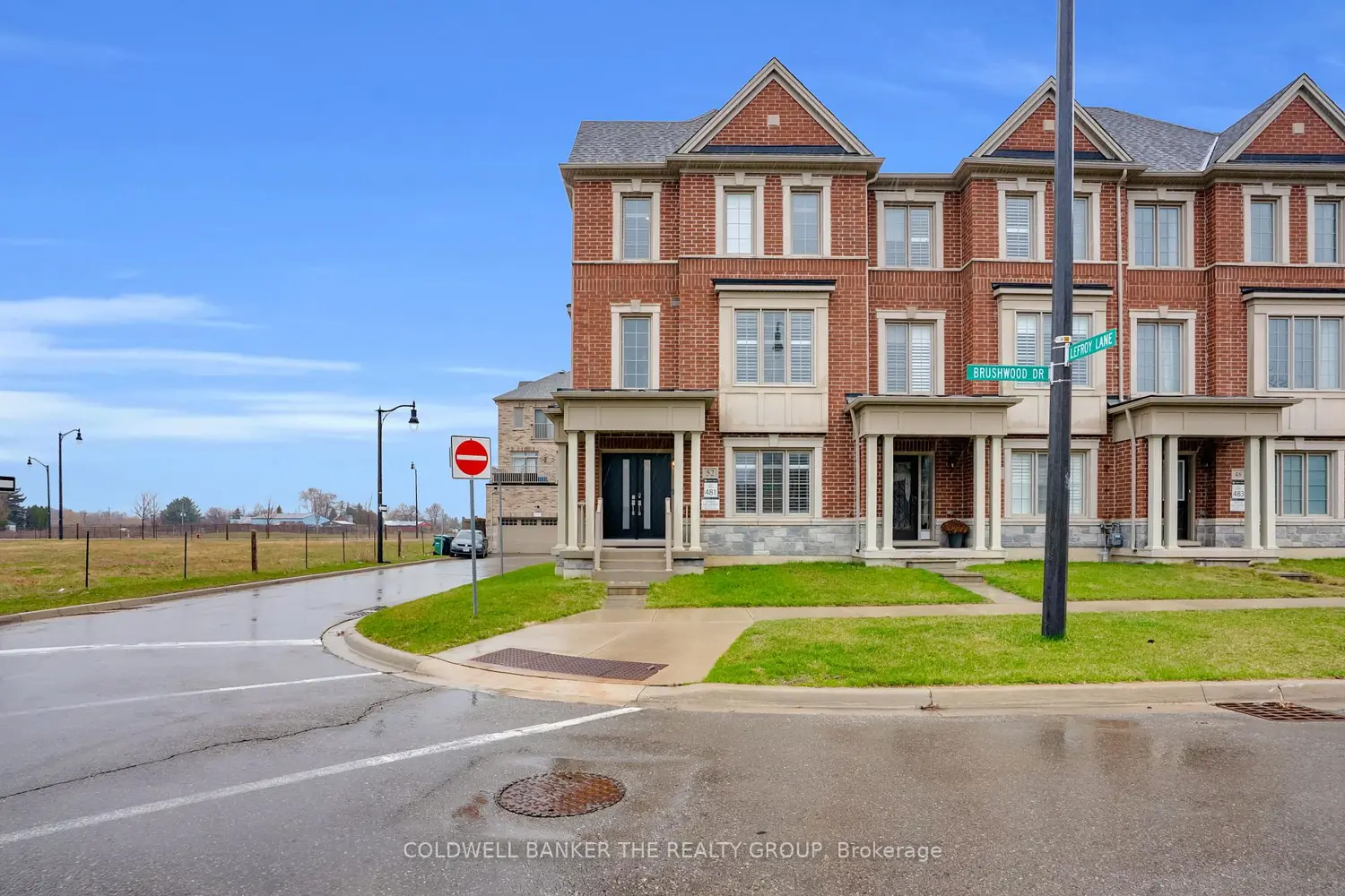 52 Brushwood Drive