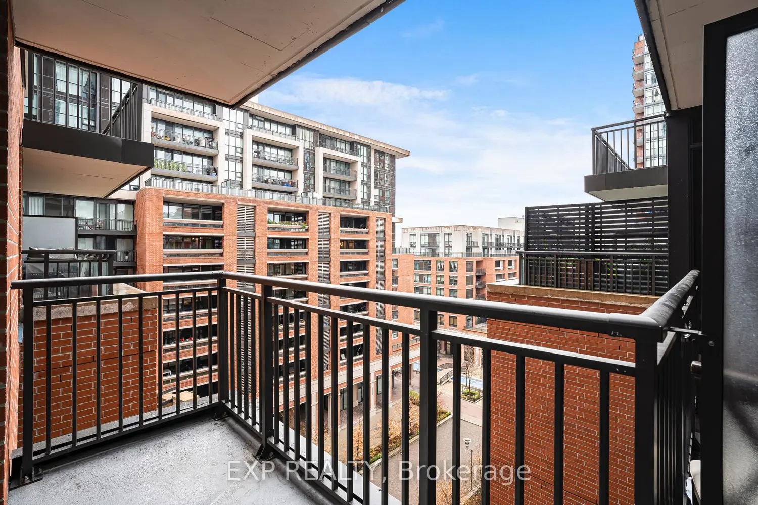 Additional image 16 of 830 Lawrence Avenue 729