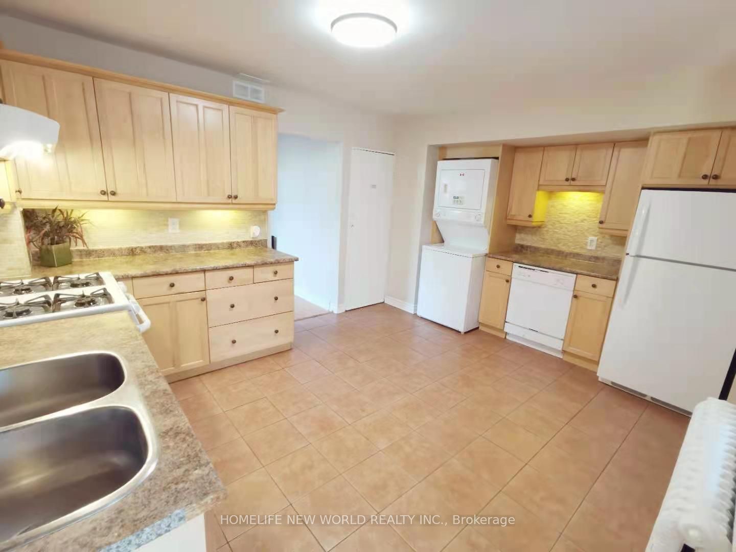 Additional image 6 of 26 Epsom U2 Avenue, Toronto, ON, M4C 2A6