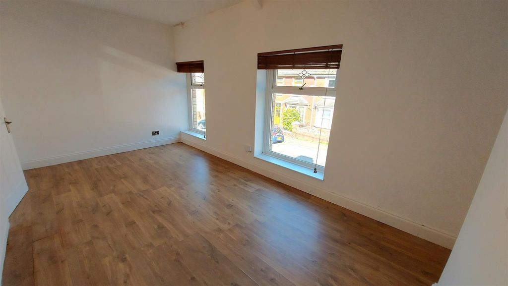 Additional image 6 of 1 bed flat to rentPark Street, Kenfig Hill, Bridgend CF33