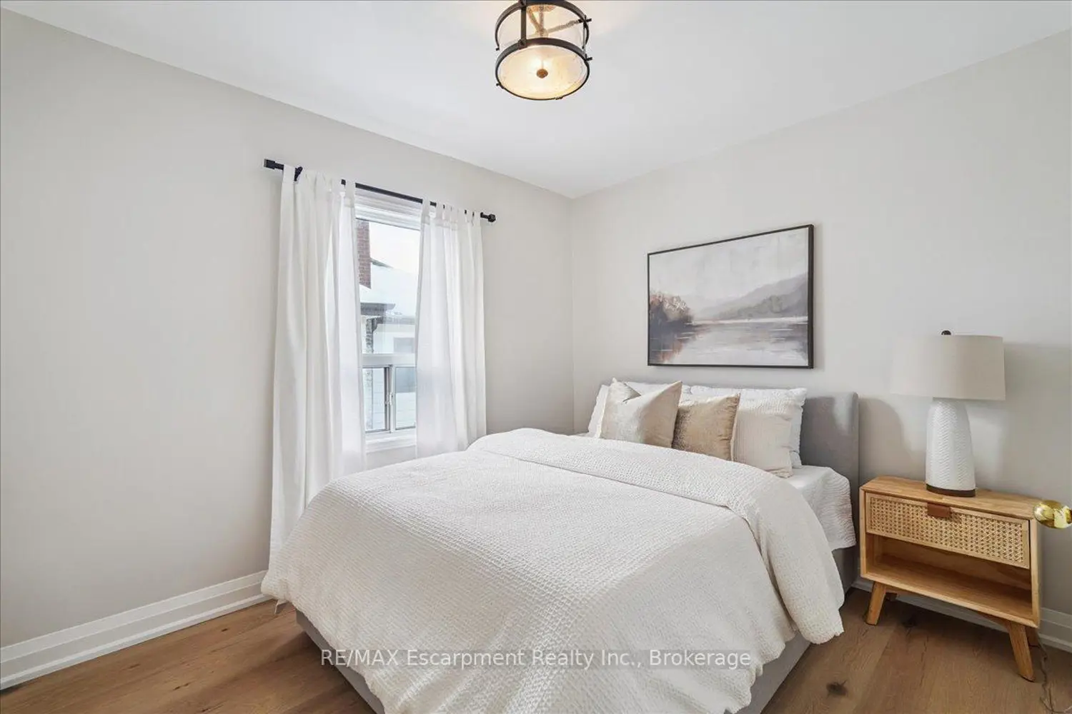 Additional image 9 of 135 Deane Avenue