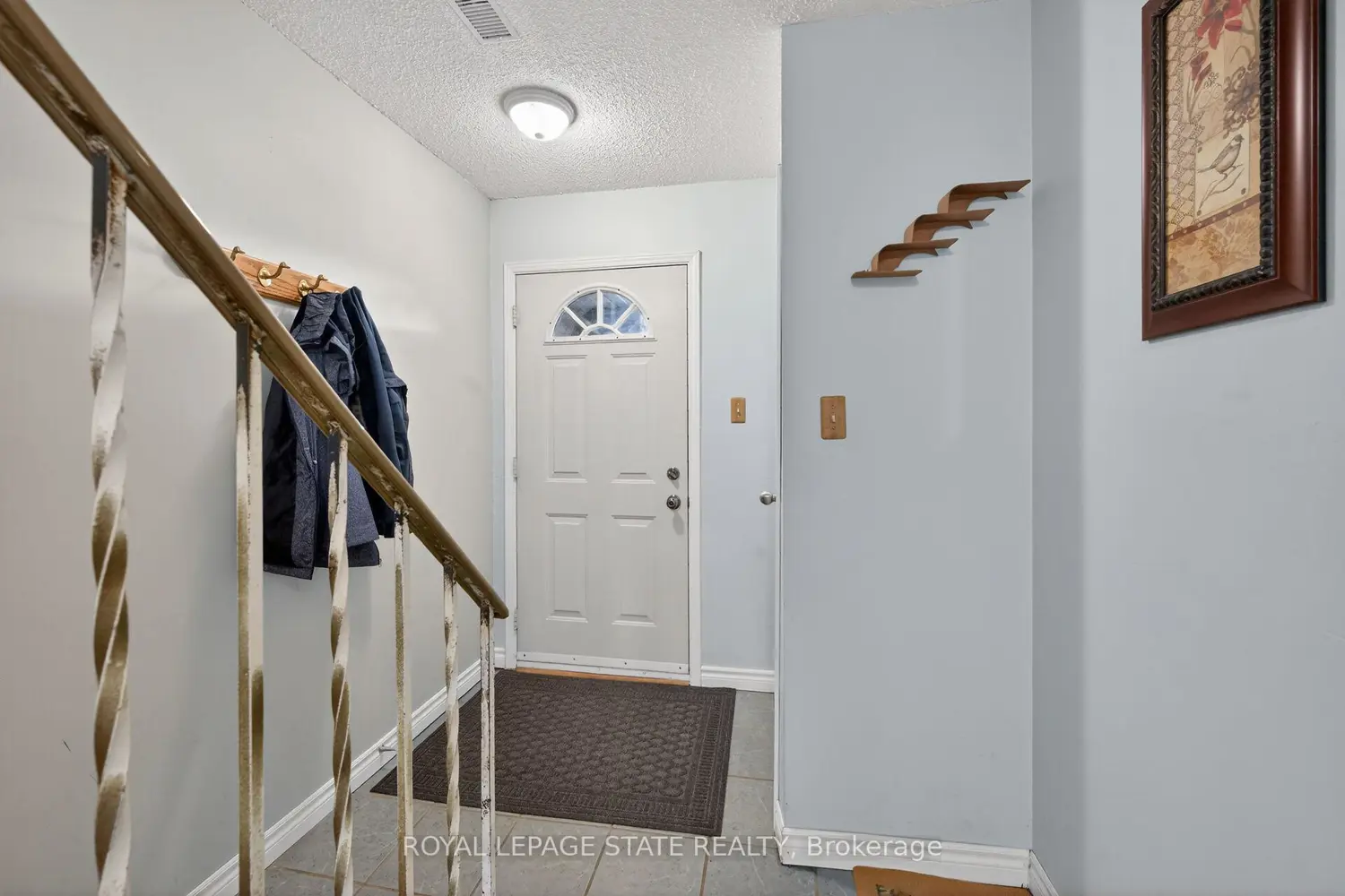 Additional image 15 of 1455 Garth Street 9