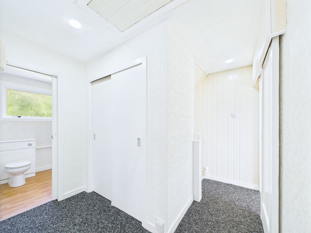 Additional image 10 of 3 bed terraced house to rentCarnoustie Crescent, East Kilbride G75