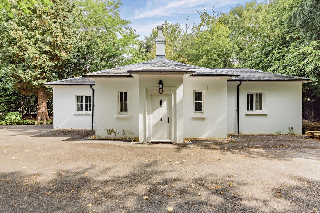 Additional image 24 of 7 bed detached house for saleBurghfield Common, Berkshire RG7