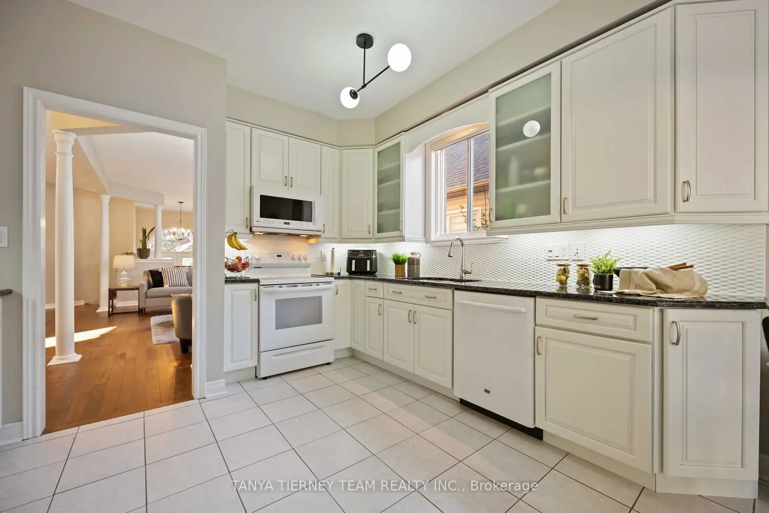 Additional image 7 of 16 Cody Avenue
