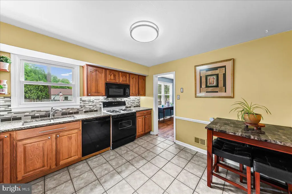 Additional image 11 of 246 Pennwood Street, Newark, DE 19713