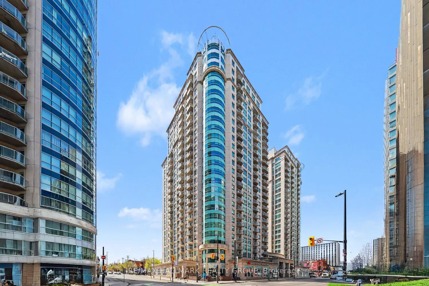 234 Rideau Street 1304A photo 2