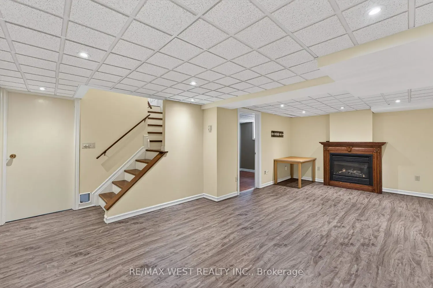 Additional image 13 of 937 Alpine Court