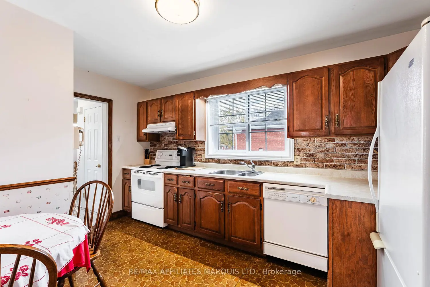 Additional image 3 of 1009 Leonard Avenue