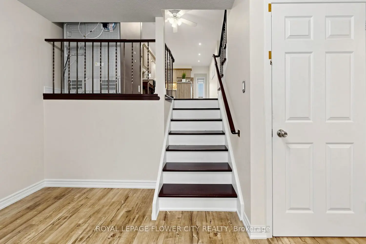 Additional image 7 of 307 Royal Salisbury Way