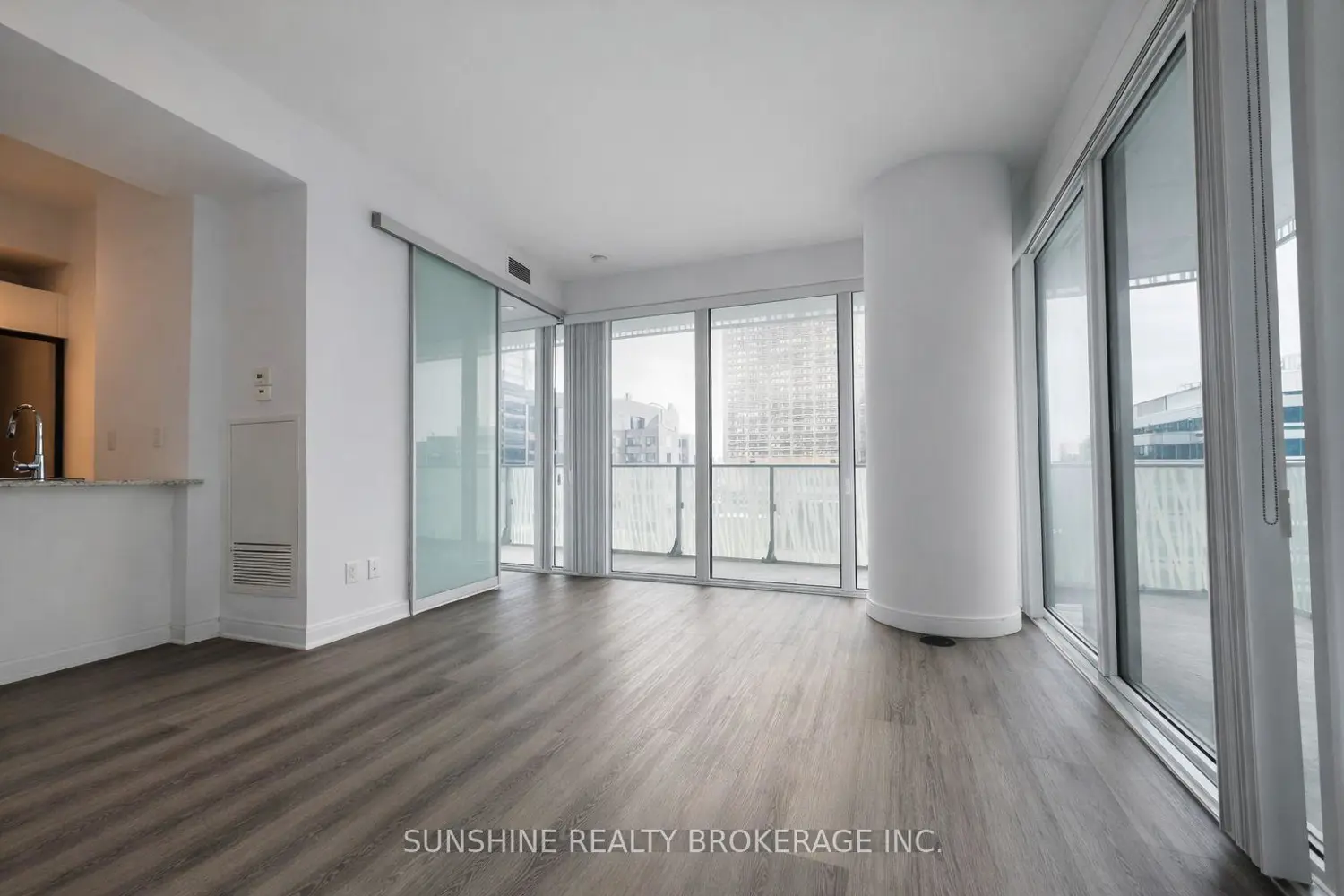 Additional image 9 of 42 Charles Street 1609