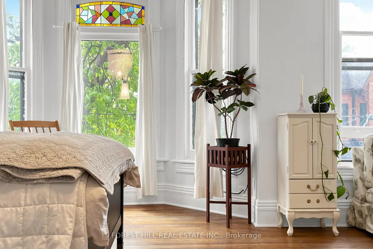 58 Nassau Street photo 5
