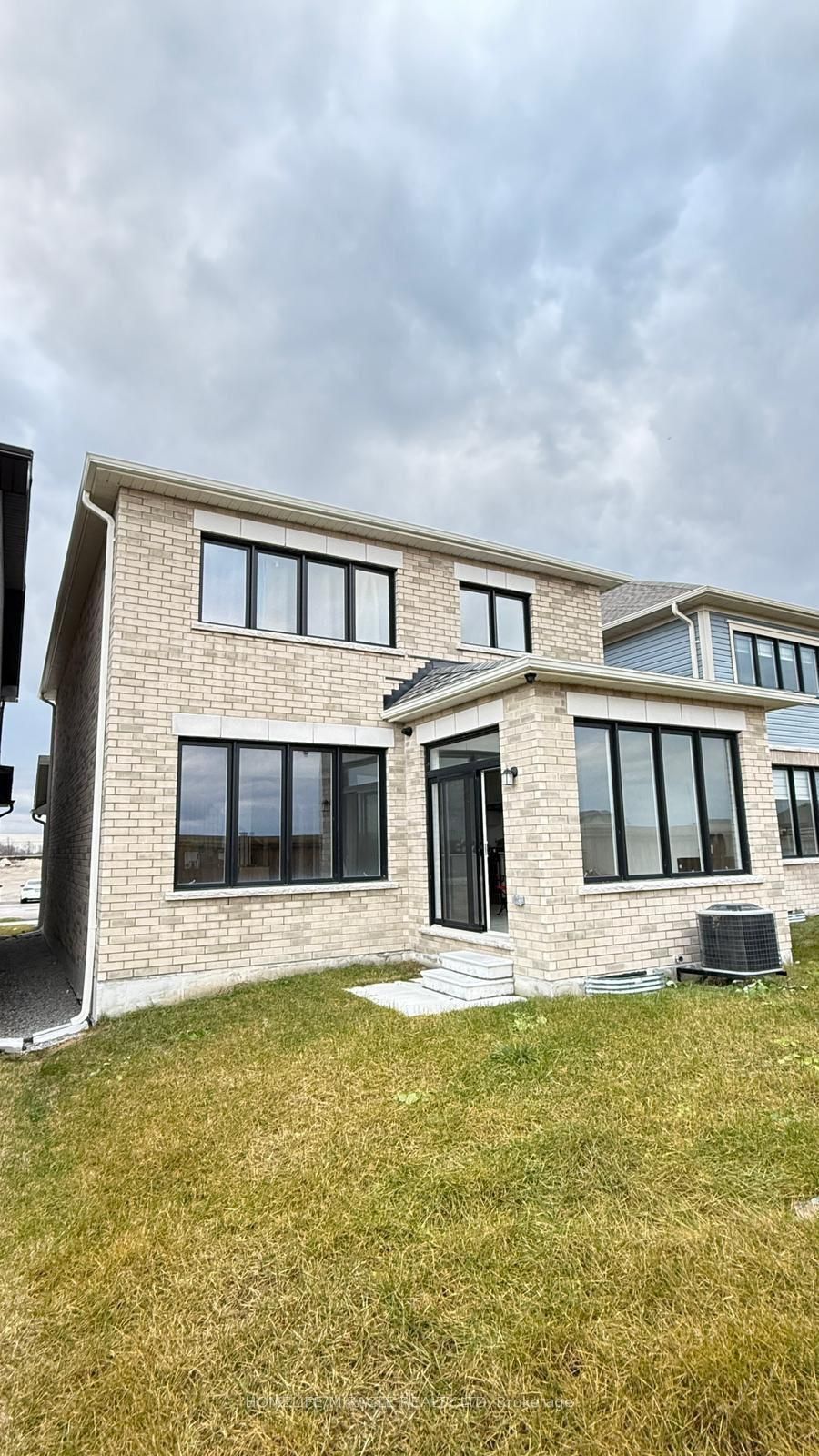 Additional image 4 of 163 Fenchurch Manor, Barrie, ON, L9J 0W9