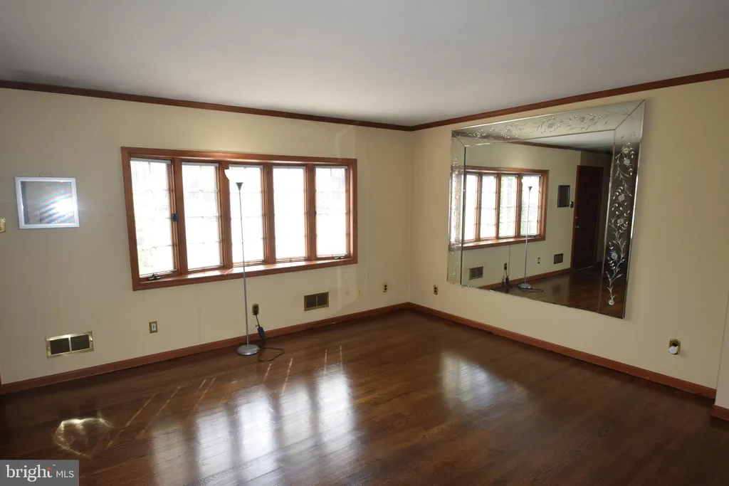 Additional image 2 of 1619 Bolton Road, Wilmington, DE 19810