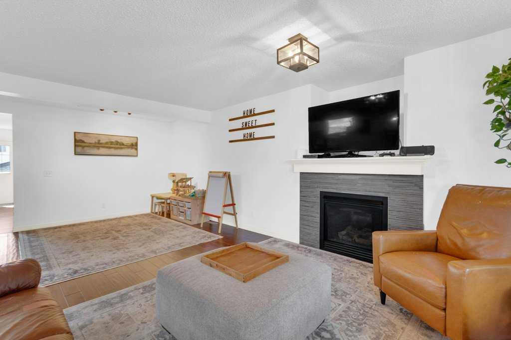 Additional image 5 of 17 Drake Landing Way, Okotoks, AB, T1S 0B9