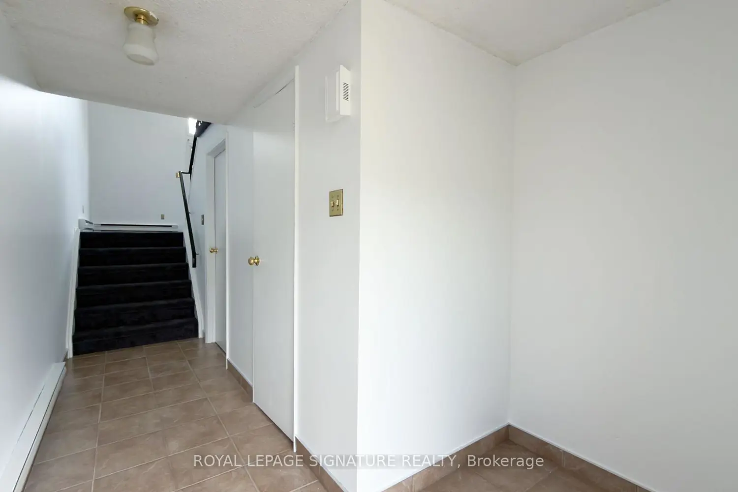 Additional image 7 of 6860 Glen Erin Drive 33